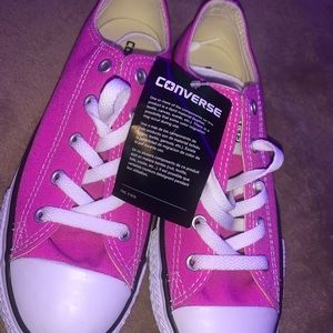 Brand new converse all star fuchsia